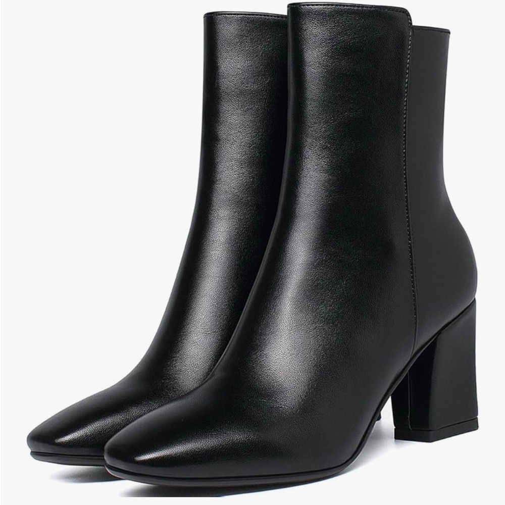 Elegant Black Leather Heeled Boots for Women